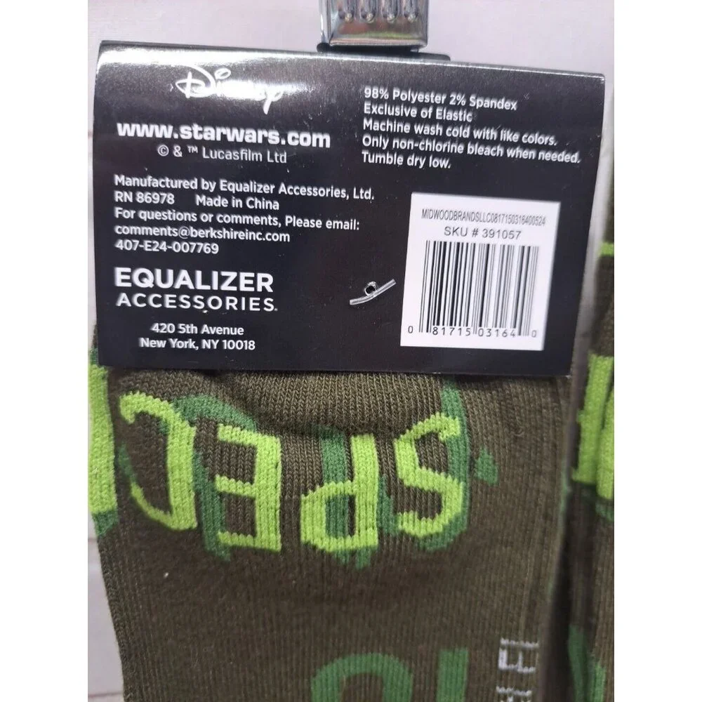 2 Pair, Disney Star Wars Grogu In‎ Pram Baby Yoda Novelty Crew Socks 9-13, NWT